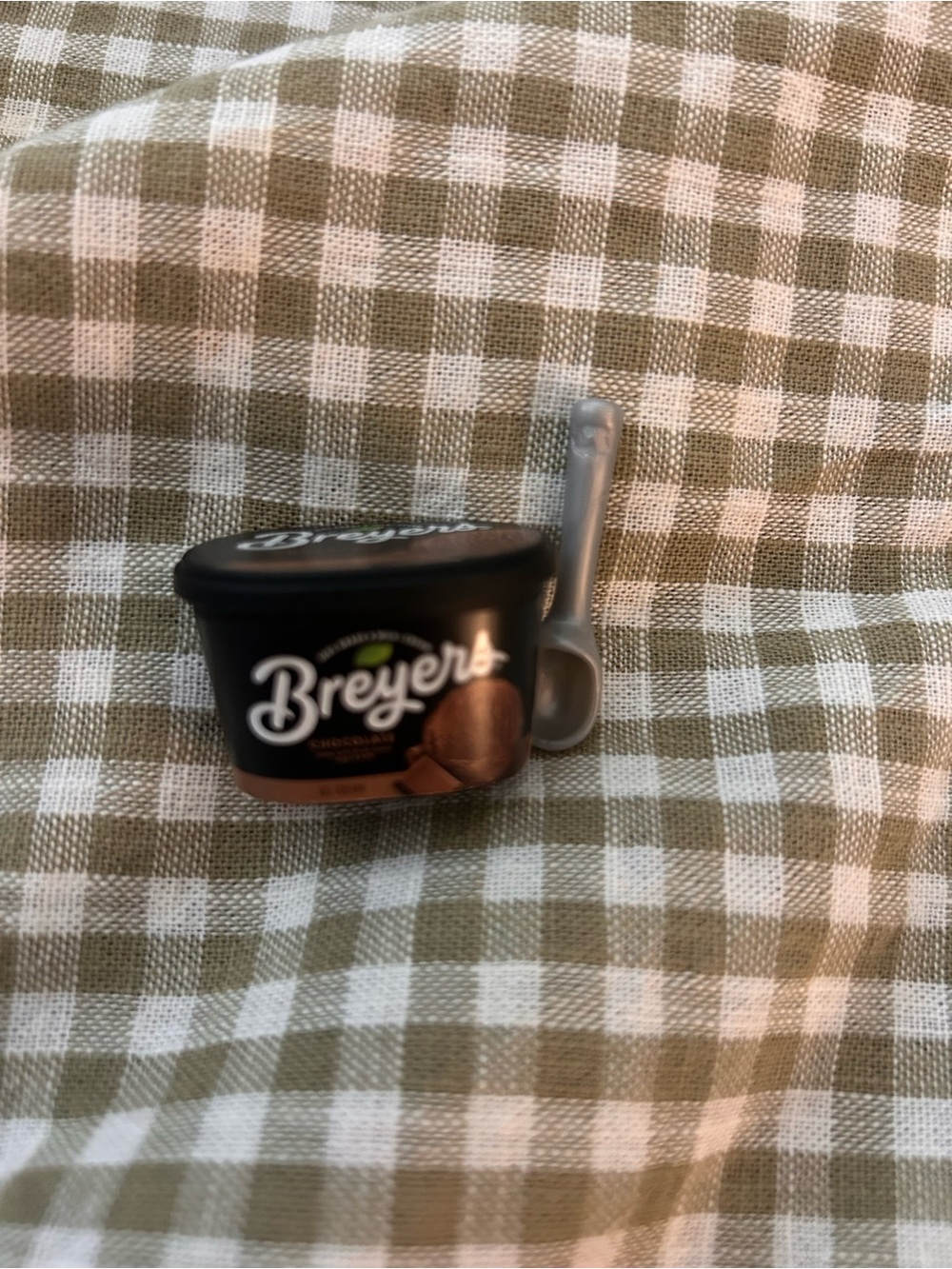 mini brands mini verse make it mini real brands bryers chocolate ice cream scoop